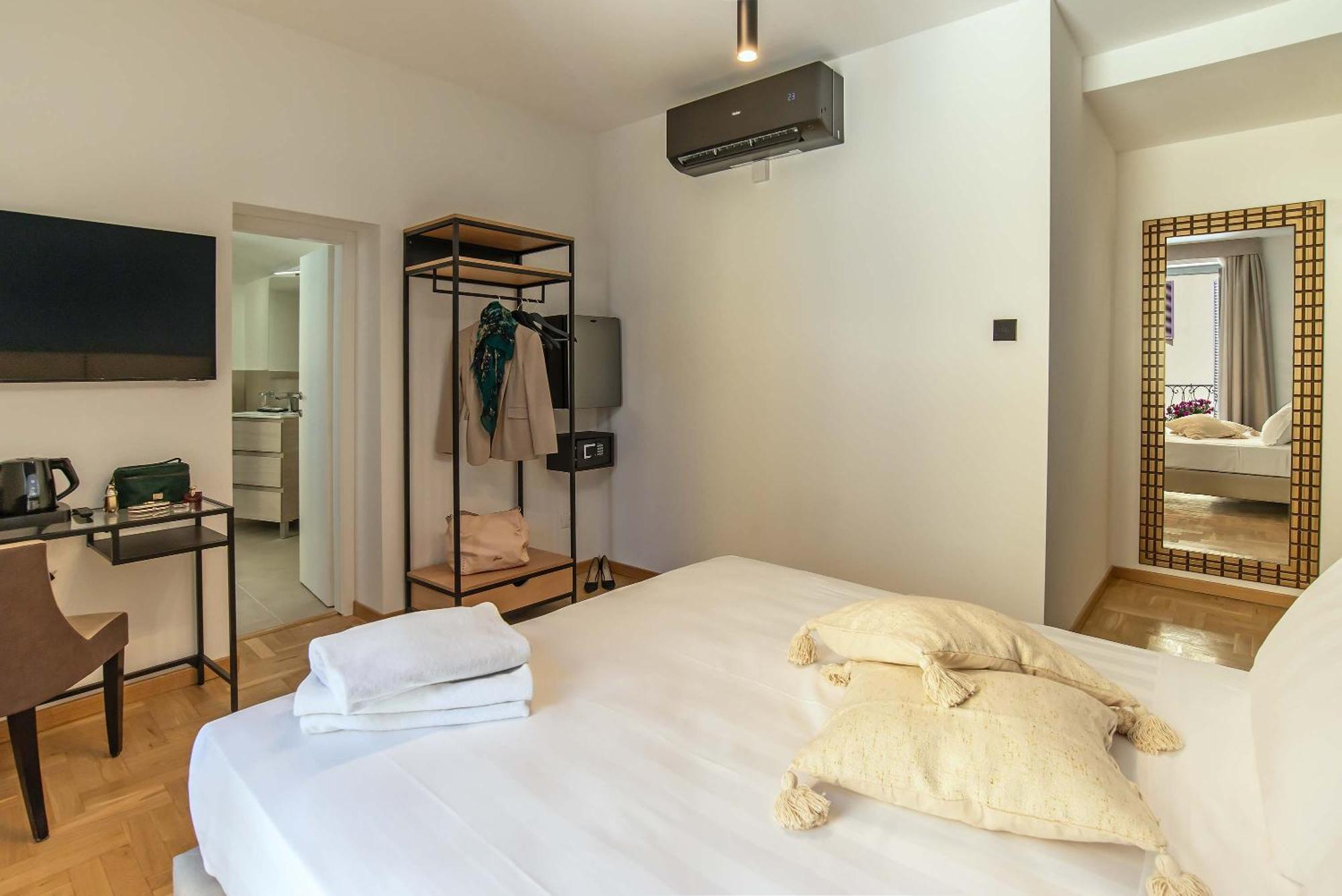 Essence Guesthouse Roma Esterno foto